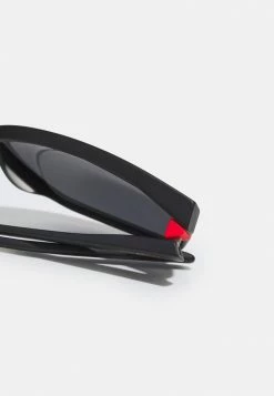 Meilleur prix 🤩 HUGO UNISEX - Lunettes De Soleil - Matte Black ❤️ -HUGO Sales d5db4de132504aff82fb36afb0c54b5c