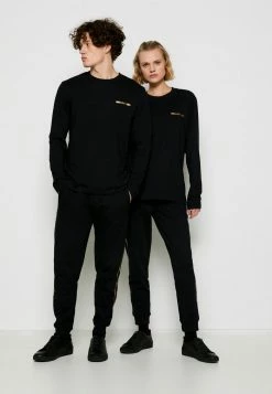 Grosses soldes 😉 HUGO DEROL METALLIC UNISEX - T-shirt à Manches Longues - Black/gold 🔔 -HUGO Sales d6b6642cea2f4c45b9bf9a818f672c8d