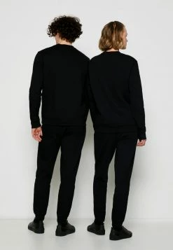 Top 10 🎁 HUGO DICAGO METALLIC UNISEX - Sweatshirt - Black/gold 💯 -HUGO Sales d91e81f0db964a21ac491b5a08e2c365