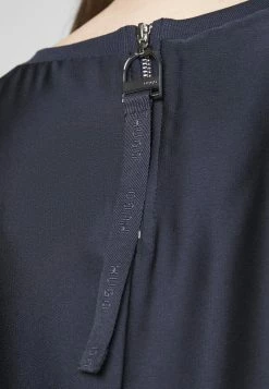 Les meilleures critiques de 👍 HUGO NAMASTIA - Robe De Jour - Dark Blue 🛒 11 Les meilleures critiques de 👍 HUGO NAMASTIA - Robe De Jour - Dark Blue 🛒 -HUGO Sales e2b95b857c354144a5d733b4f8d814ae