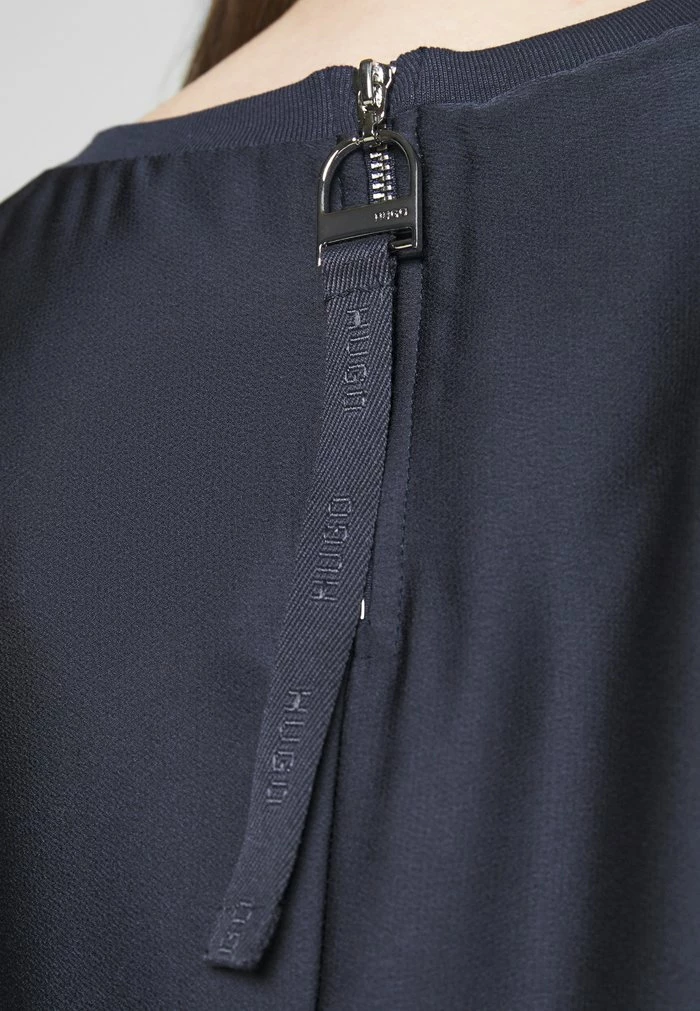 Les meilleures critiques de 👍 HUGO NAMASTIA - Robe De Jour - Dark Blue 🛒 5 Les meilleures critiques de 👍 HUGO NAMASTIA - Robe De Jour - Dark Blue 🛒 – Image 5