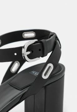 Les meilleures critiques de ⌛ HUGO KIMLEY - 🩴 Sandales - Black ⭐ -HUGO Sales e4c1225aa6a94e5eba4e327e2cfe11f7