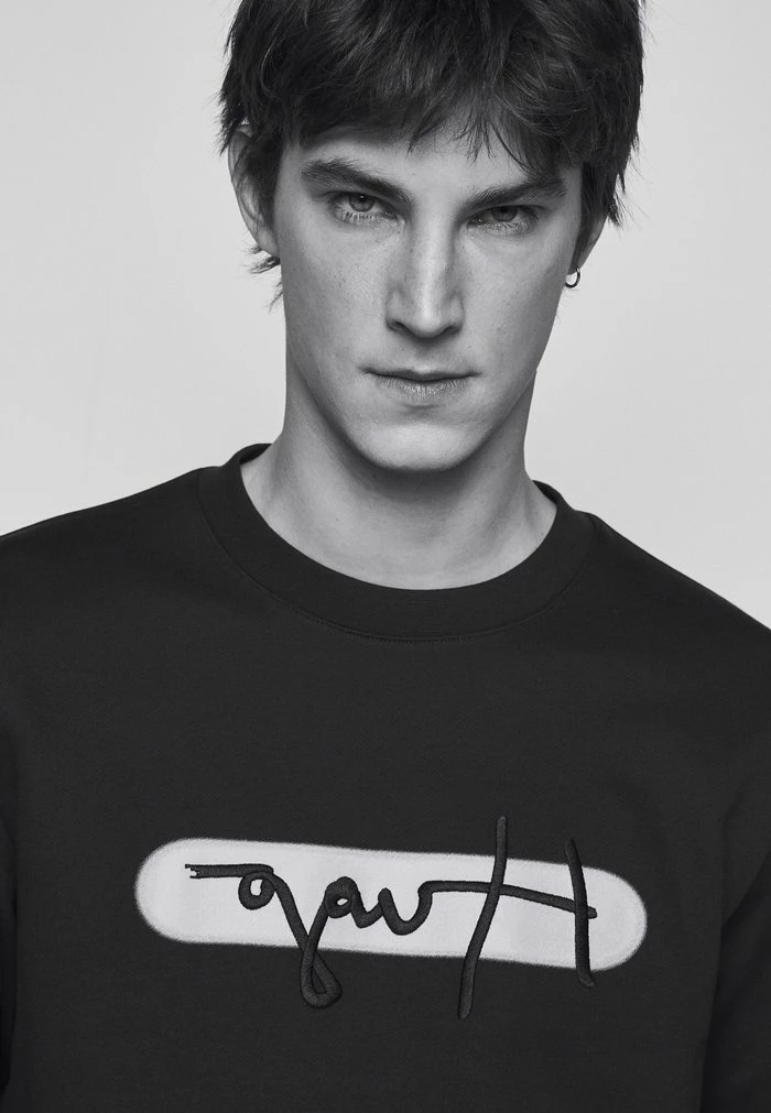 De gros 🌟 HUGO DICAGO - Sweatshirt - Dark Blue 🌟 4 De gros 🌟 HUGO DICAGO - Sweatshirt - Dark Blue 🌟 – Image 4