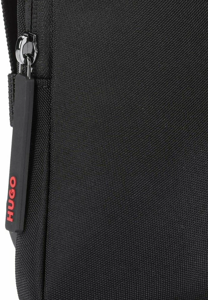 Les meilleures critiques de ✨ HUGO UNISEX - Sac Bandoulière - Schwarz 🤩 6 Les meilleures critiques de ✨ HUGO UNISEX - Sac Bandoulière - Schwarz 🤩 – Image 6