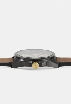 Meilleur prix đ„ HUGO EXPOSE - Montre - Brown/black â 8 Meilleur prix đ„ HUGO EXPOSE - Montre - Brown/black â -HUGO Sales e8bcaae1f65746f9af6489fba1f12fa6