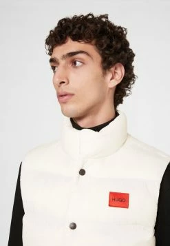 Grosses soldes ⭐ HUGO BALTINO - Veste Sans Manches - Natural 🎁 9 Grosses soldes ⭐ HUGO BALTINO - Veste Sans Manches - Natural 🎁 -HUGO Sales ee9363d959684603bf5a0527b8e12805