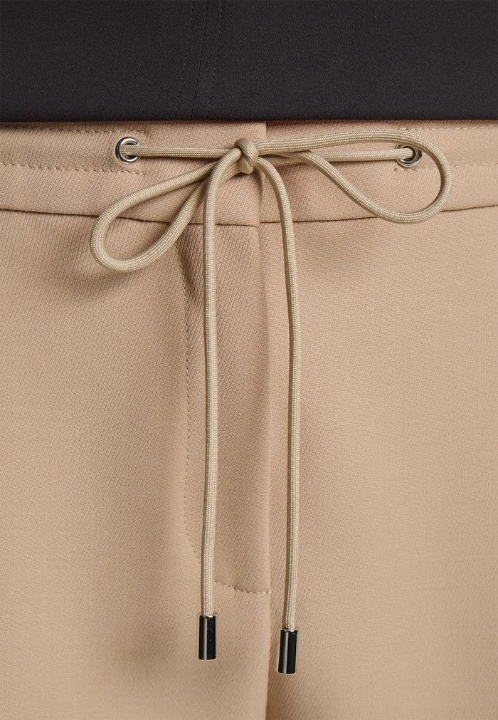 Budget ✨ HUGO HEMIAS - Pantalon Classique - Light Pastel Brown 😍 8 Budget ✨ HUGO HEMIAS - Pantalon Classique - Light Pastel Brown 😍 – Image 8