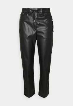 Les meilleures critiques de 🥰 HUGO HAZOI - Pantalon Classique - Black ❤️ -HUGO Sales f6716a811d5645389832154ab658d1b4