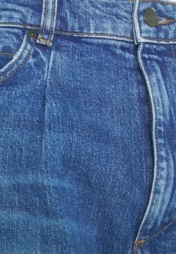 De gros 😉 HUGO Jean Boyfriend - Bright Blue 😀 -HUGO Sales f7ef5877af5d4877ac1a8145f17ffc76