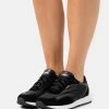 Le moins cher 🧨 HUGO ICELIN RUNN - Baskets Basses - Black ⭐