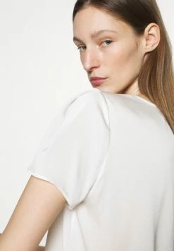 Vente flash 😀 HUGO CELARA - T-shirt Basique - Natural ⌛ -HUGO Sales fe2267eb8a054bf4a62d41f79f233314